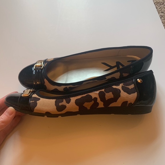 anne klein leopard flats